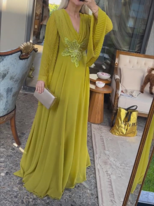 Pleated Long Sleeves V Neck Applique Waisted Maxi Dress